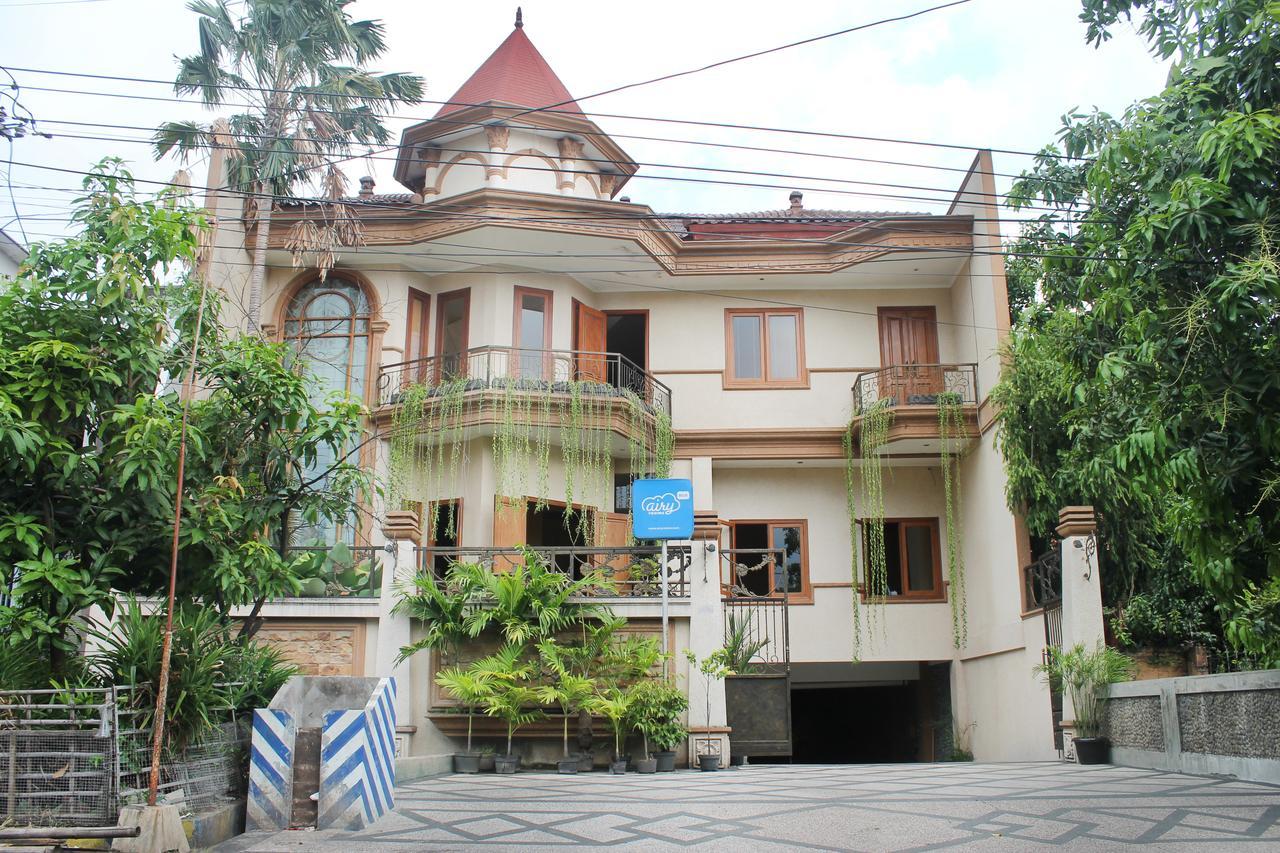 Graha Sekar Arum Syariah Surabaya Exterior foto