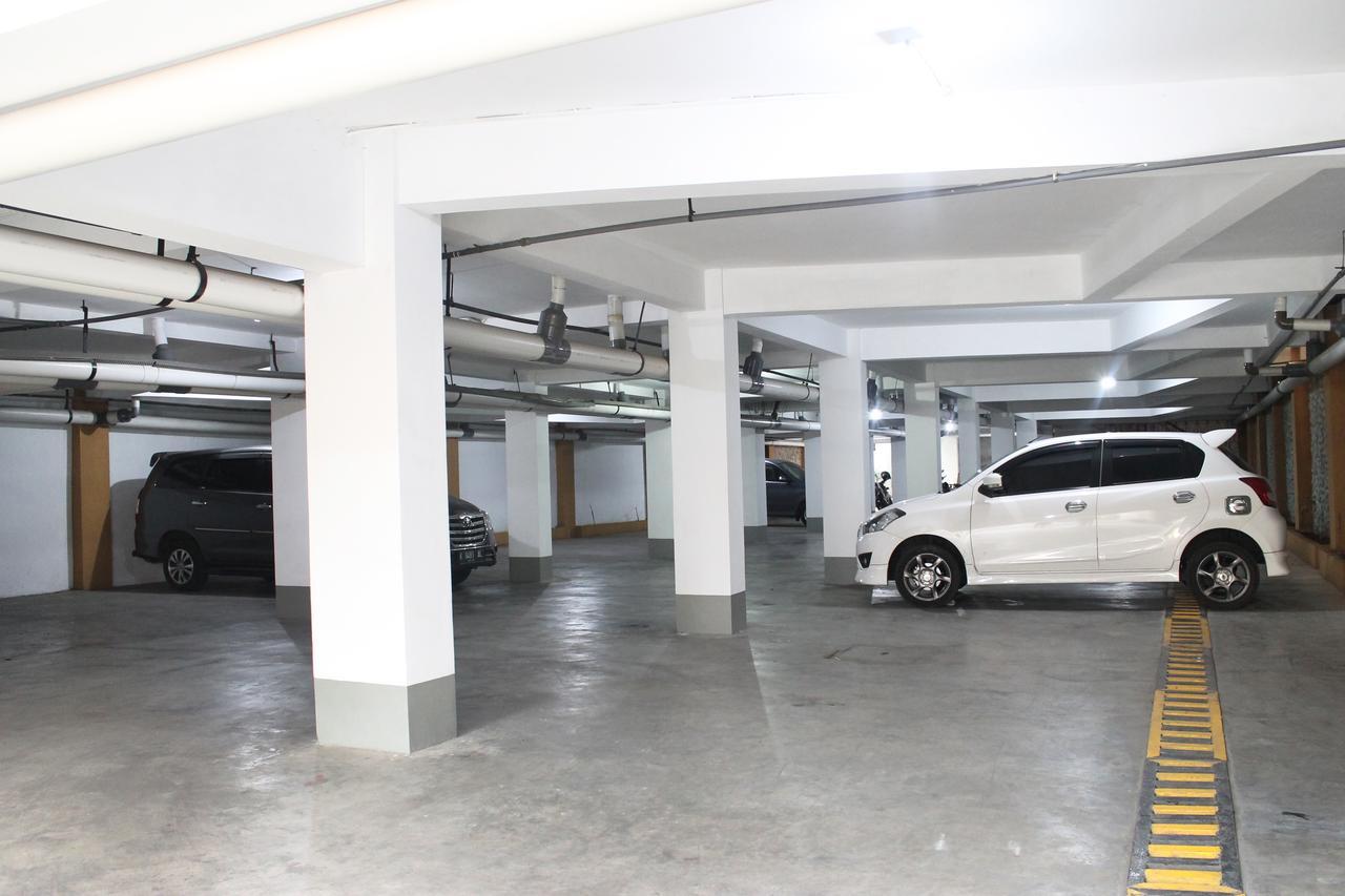Graha Sekar Arum Syariah Surabaya Exterior foto